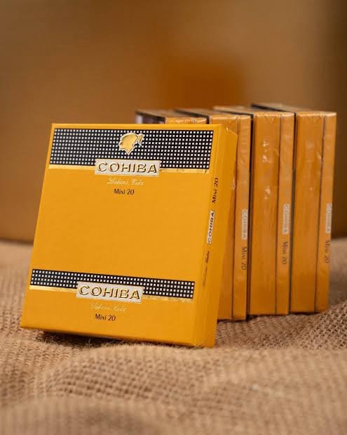 COHIBA MINI
