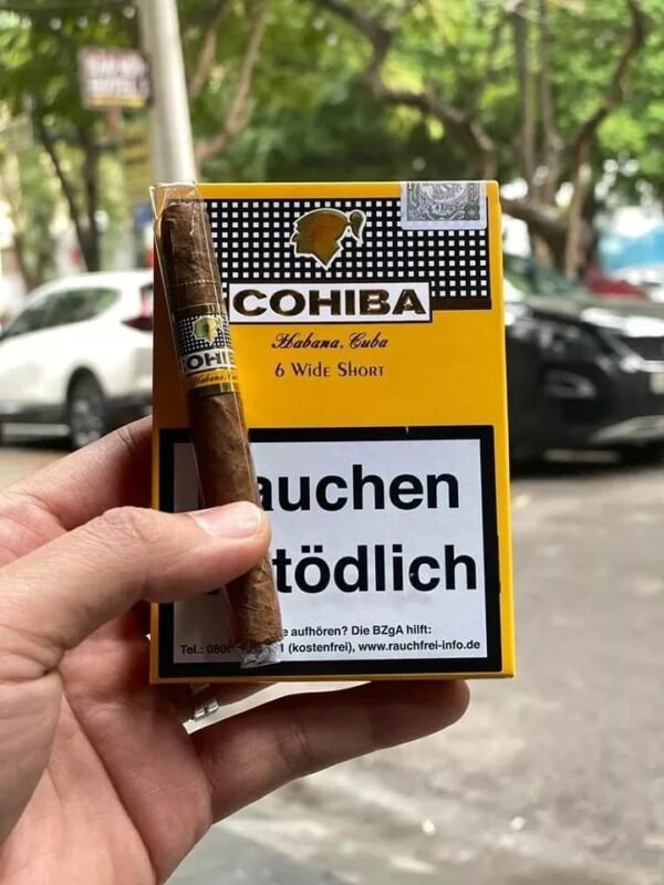 COHIBA WIDE SHORT