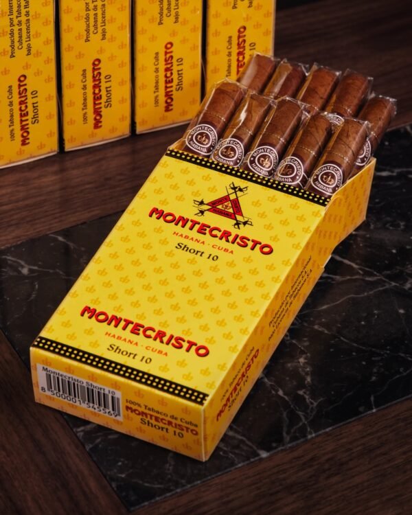 MONTECRISTO SHORT