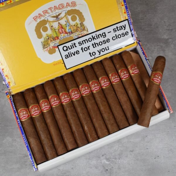 PARTAGAS SHORTS