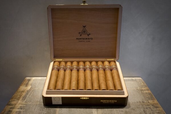 MONTECRISTO 80th ANIVERSARIO LIMITADA