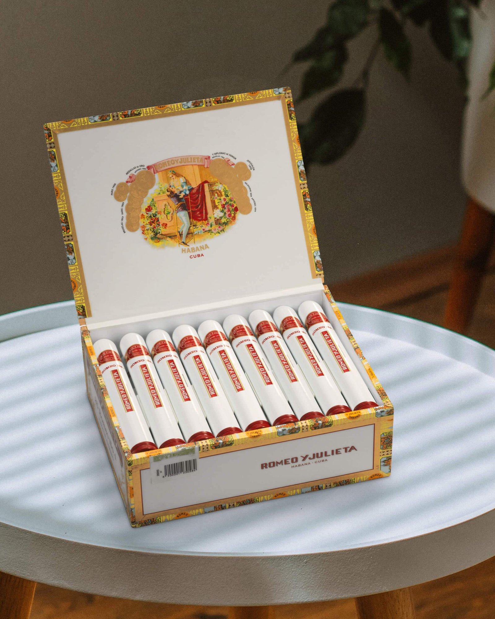 ROMEO Y JULIETA NO. 1 TUBOS - Gambar 3