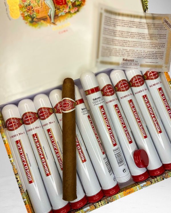ROMEO Y JULIETA NO. 1 TUBOS - Gambar 4