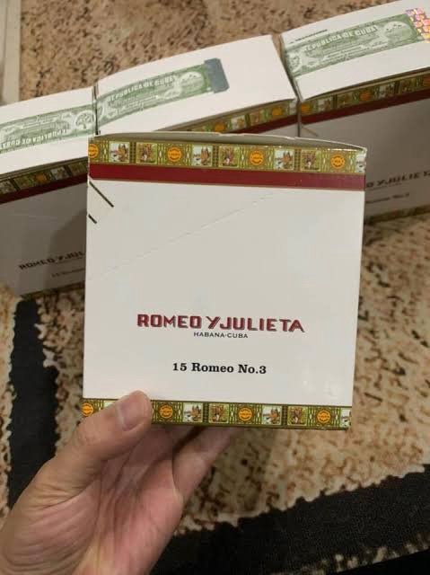 ROMEO Y JULIETA NO. 3 TUBOS - Gambar 3