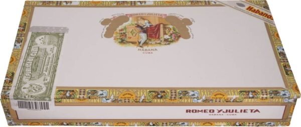 ROMEO Y JULIETA CEDROS DE LUXE NO. 3