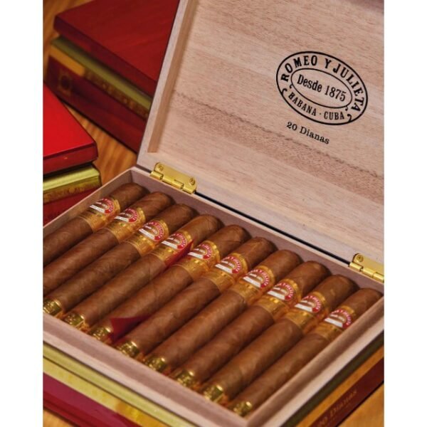 ROMEO Y JULIETA LINEA DE ORO DIANAS