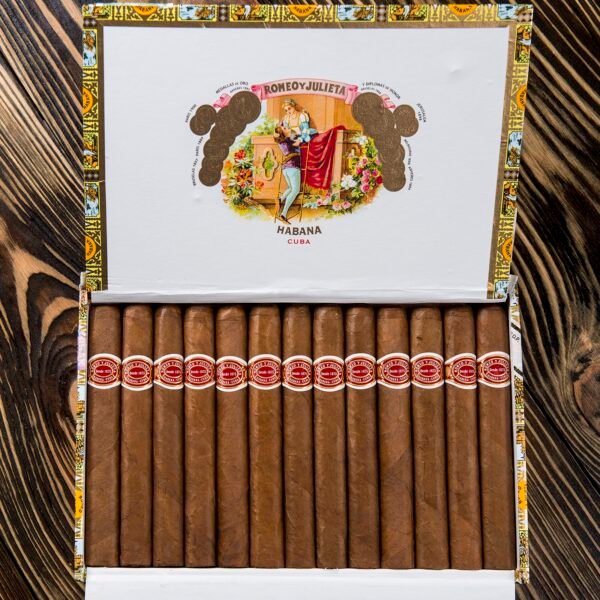ROMEO Y JULIETA MILLE FLEURS