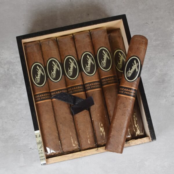 DAVIDOFF NICARAGUA BOX PRESSED ROBUSTO